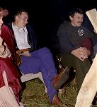 Przy ognisku leniwie czas p�ynie...